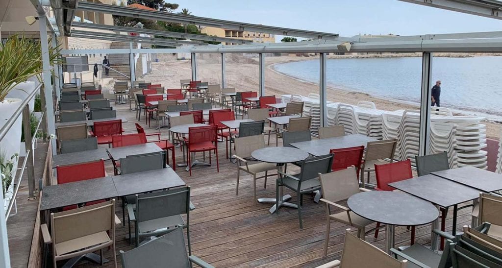 Fermeture de terrasse du restaurant à Bandol (83 - Var)